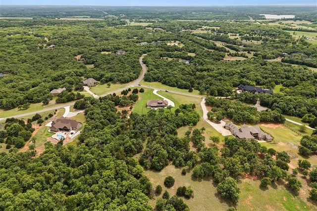 13281 Rock Hollow Circle, Arcadia, OK 73007