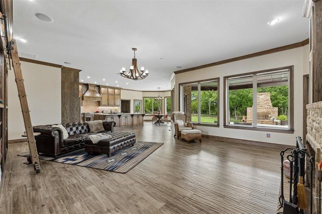 13281 Rock Hollow Circle, Arcadia, OK 73007