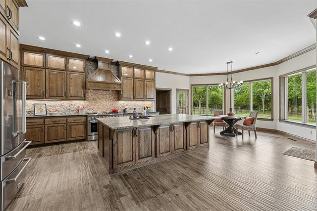 13281 Rock Hollow Circle, Arcadia, OK 73007
