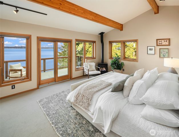 22505 Deppman Road SW, Vashon, WA 98070