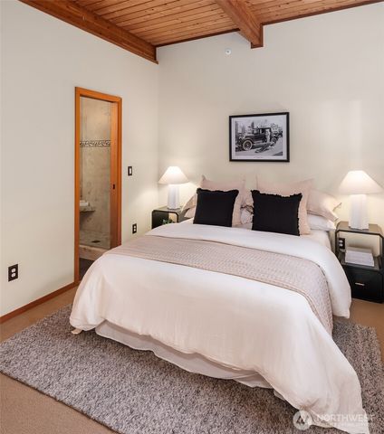 22505 Deppman Road SW, Vashon, WA 98070