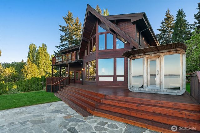 22505 Deppman Road SW, Vashon, WA 98070