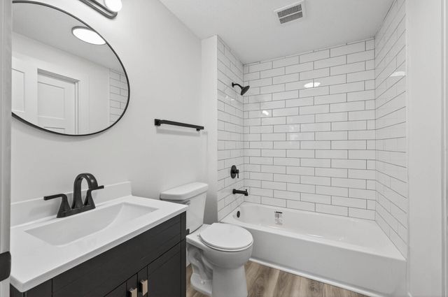 1181 Raymond Avenue, Saint Paul, MN 55108