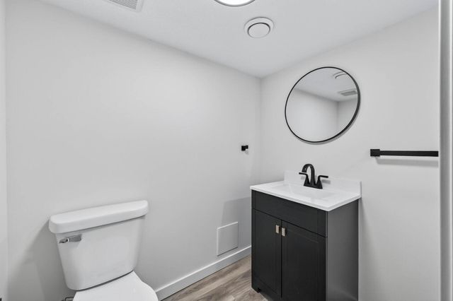 1181 Raymond Avenue, Saint Paul, MN 55108