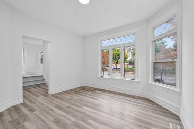 1181 Raymond Avenue, Saint Paul, MN 55108