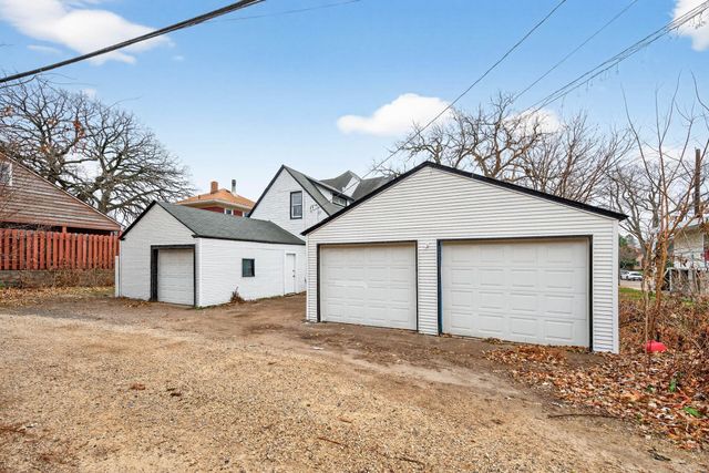 1181 Raymond Avenue, Saint Paul, MN 55108