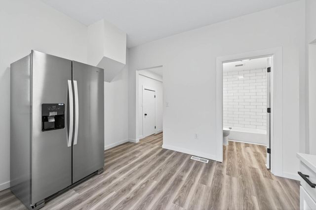 1181 Raymond Avenue, Saint Paul, MN 55108