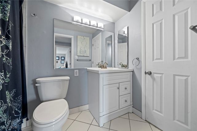 12900 Lake Avenue 710, Lakewood, OH 44107