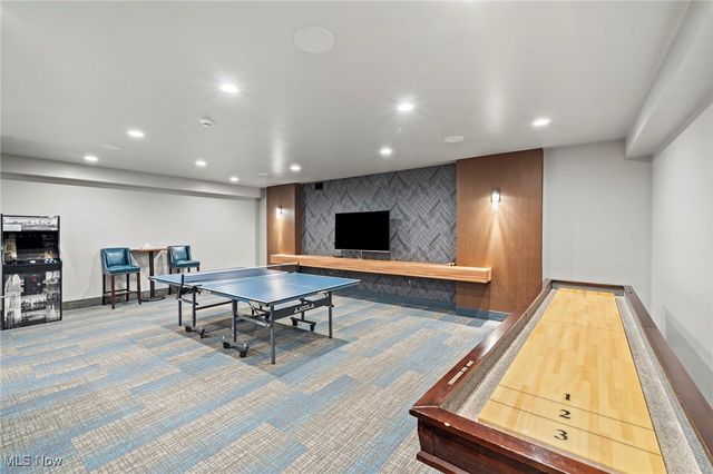 12900 Lake Avenue 710, Lakewood, OH 44107