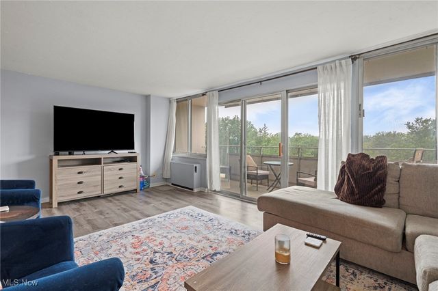 12900 Lake Avenue 710, Lakewood, OH 44107