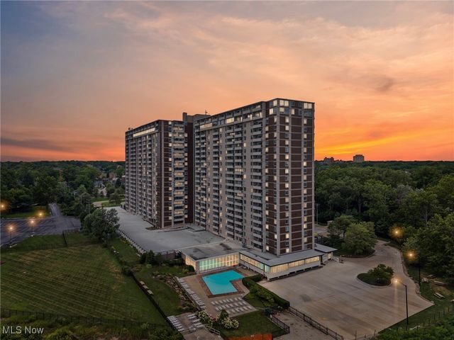 12900 Lake Avenue 710, Lakewood, OH 44107