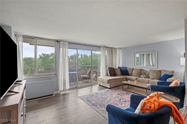 12900 Lake Avenue 710, Lakewood, OH 44107