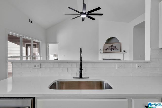 4475 FLAGSTONE LANE, Pinson, AL 35126