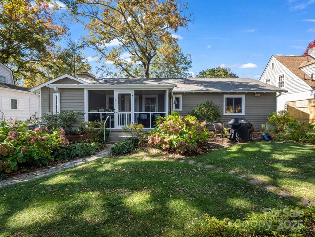 1618 Kensington Road, Hendersonville, NC 28791