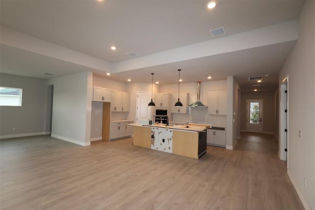 31583 HAYMAN LOOP, Wesley Chapel, FL 33545