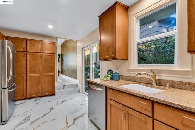 4628 Fieldbrook Rd, Oakland, CA 94619