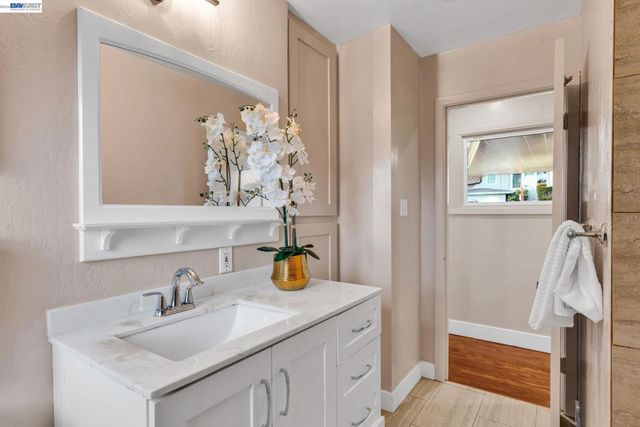 4628 Fieldbrook Rd, Oakland, CA 94619