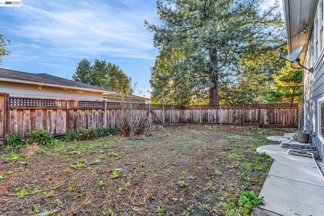 4628 Fieldbrook Rd, Oakland, CA 94619