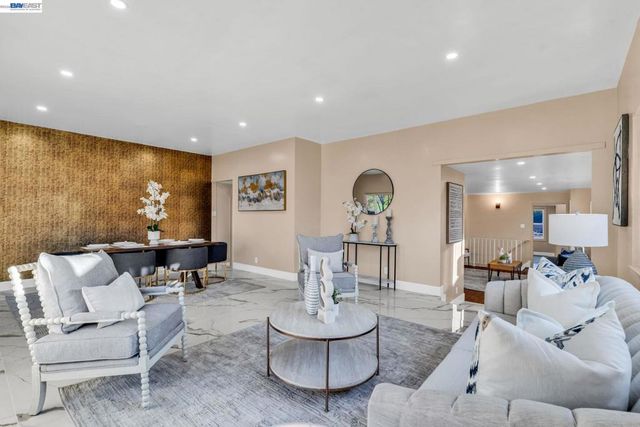 4628 Fieldbrook Rd, Oakland, CA 94619