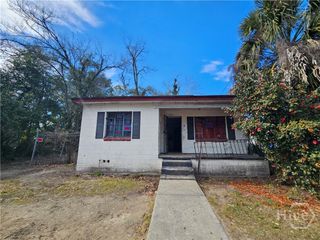 2411 Harden Street, Savannah, GA 31415