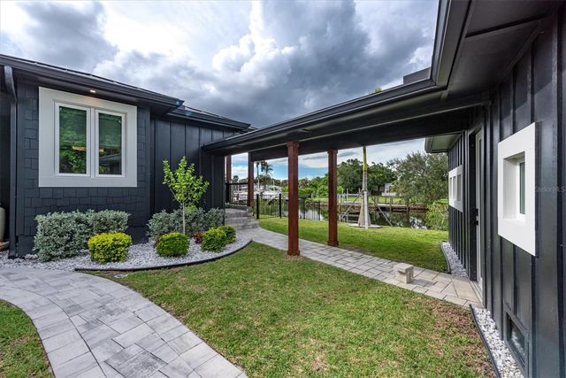 3001 BANYAN WAY, Punta Gorda, FL 33950