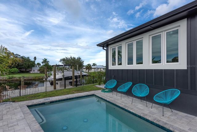 3001 BANYAN WAY, Punta Gorda, FL 33950