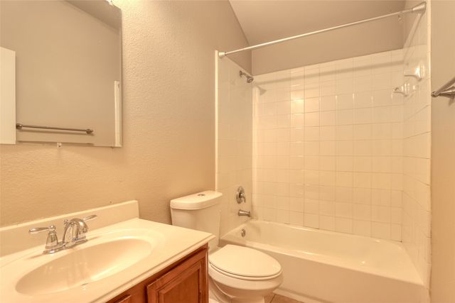 2513 Wynngate Drive, Seagoville, TX 75159