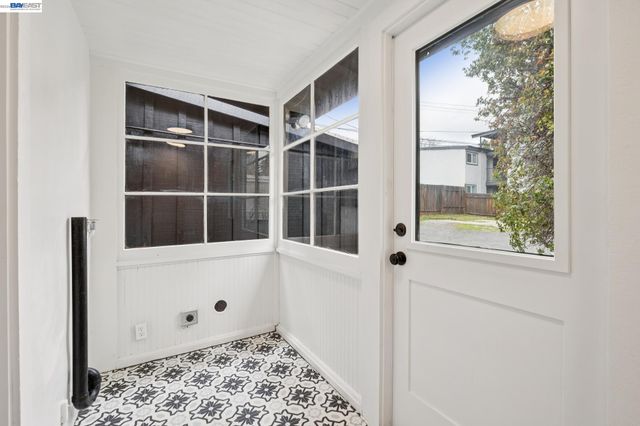 1856 Almond Ave, Walnut Creek, CA 94596