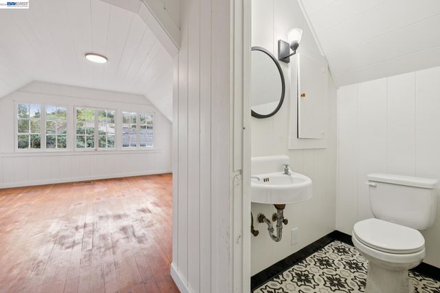 1856 Almond Ave, Walnut Creek, CA 94596