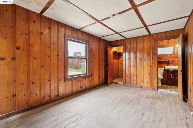 1856 Almond Ave, Walnut Creek, CA 94596