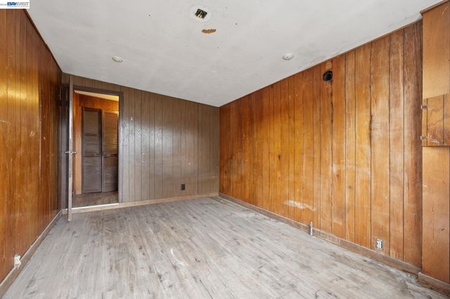 1856 Almond Ave, Walnut Creek, CA 94596