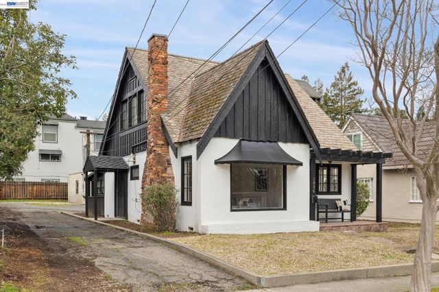 1856 Almond Ave, Walnut Creek, CA 94596