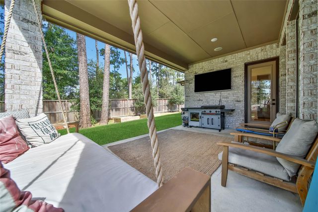 507 Pepperridge Court, Conroe, TX 77318