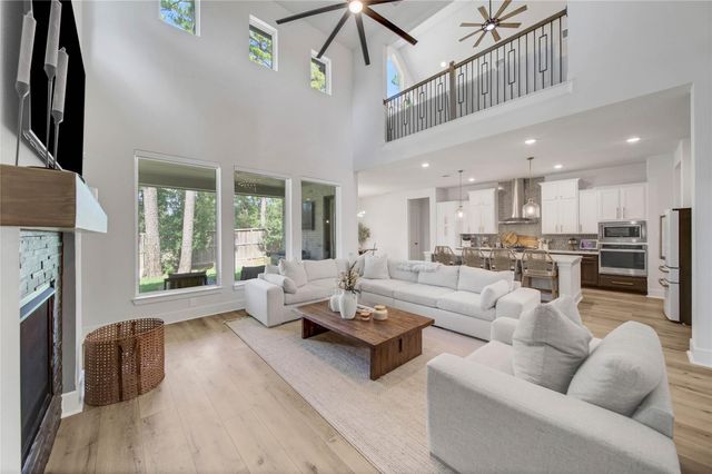507 Pepperridge Court, Conroe, TX 77318