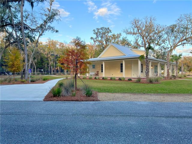 321 Harbour Island Circle, Waverly, GA 31565