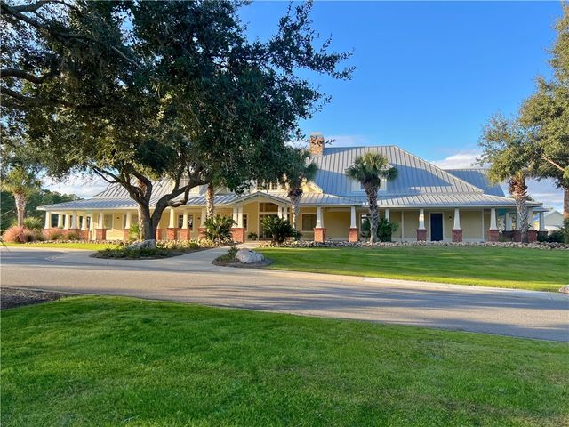 321 Harbour Island Circle, Waverly, GA 31565