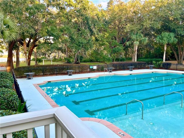 321 Harbour Island Circle, Waverly, GA 31565