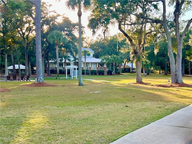 321 Harbour Island Circle, Waverly, GA 31565