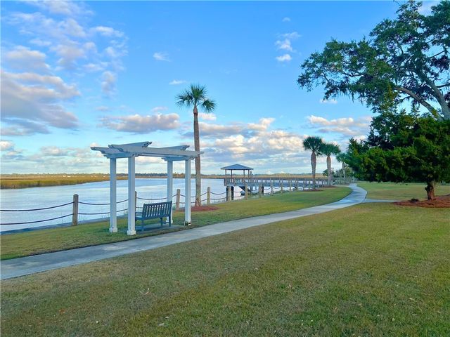 321 Harbour Island Circle, Waverly, GA 31565