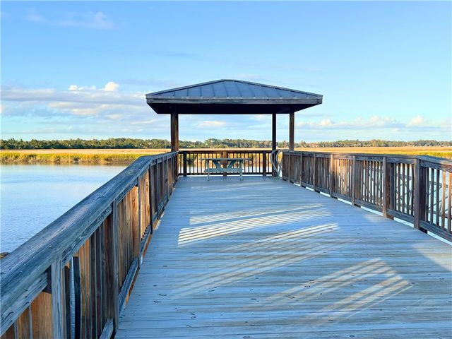 321 Harbour Island Circle, Waverly, GA 31565