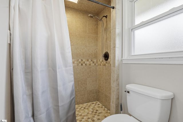 400 Clarendon Drive, Easley, SC 29642