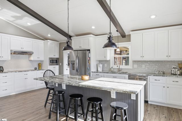 400 Clarendon Drive, Easley, SC 29642