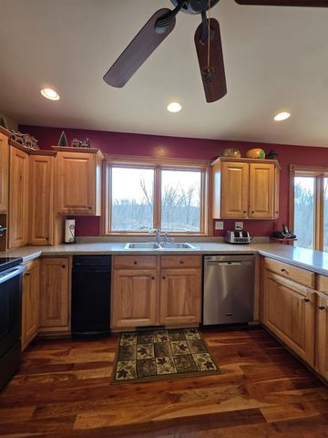 W3016 County Road H, Pine River, WI 54965