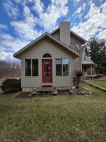 W3016 County Road H, Pine River, WI 54965