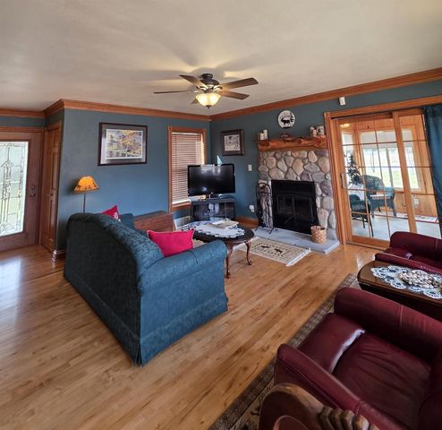 W3016 County Road H, Pine River, WI 54965