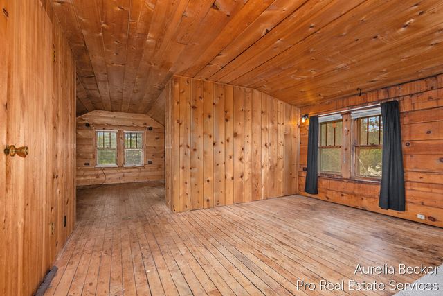 210 44th Street, Grand Rapids, MI 49548