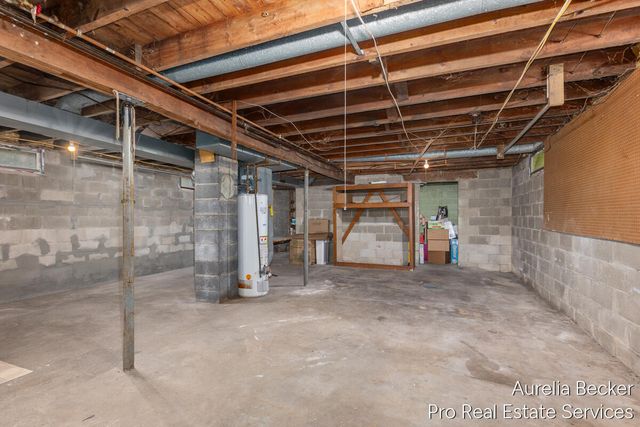 210 44th Street, Grand Rapids, MI 49548