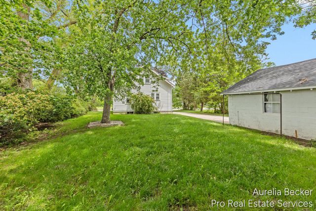 210 44th Street, Grand Rapids, MI 49548