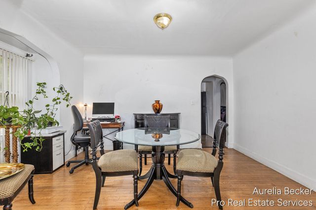 210 44th Street, Grand Rapids, MI 49548