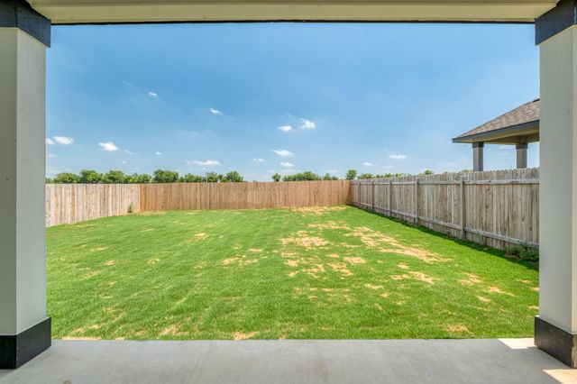 1324 Carriageway DR, Georgetown, TX 78626